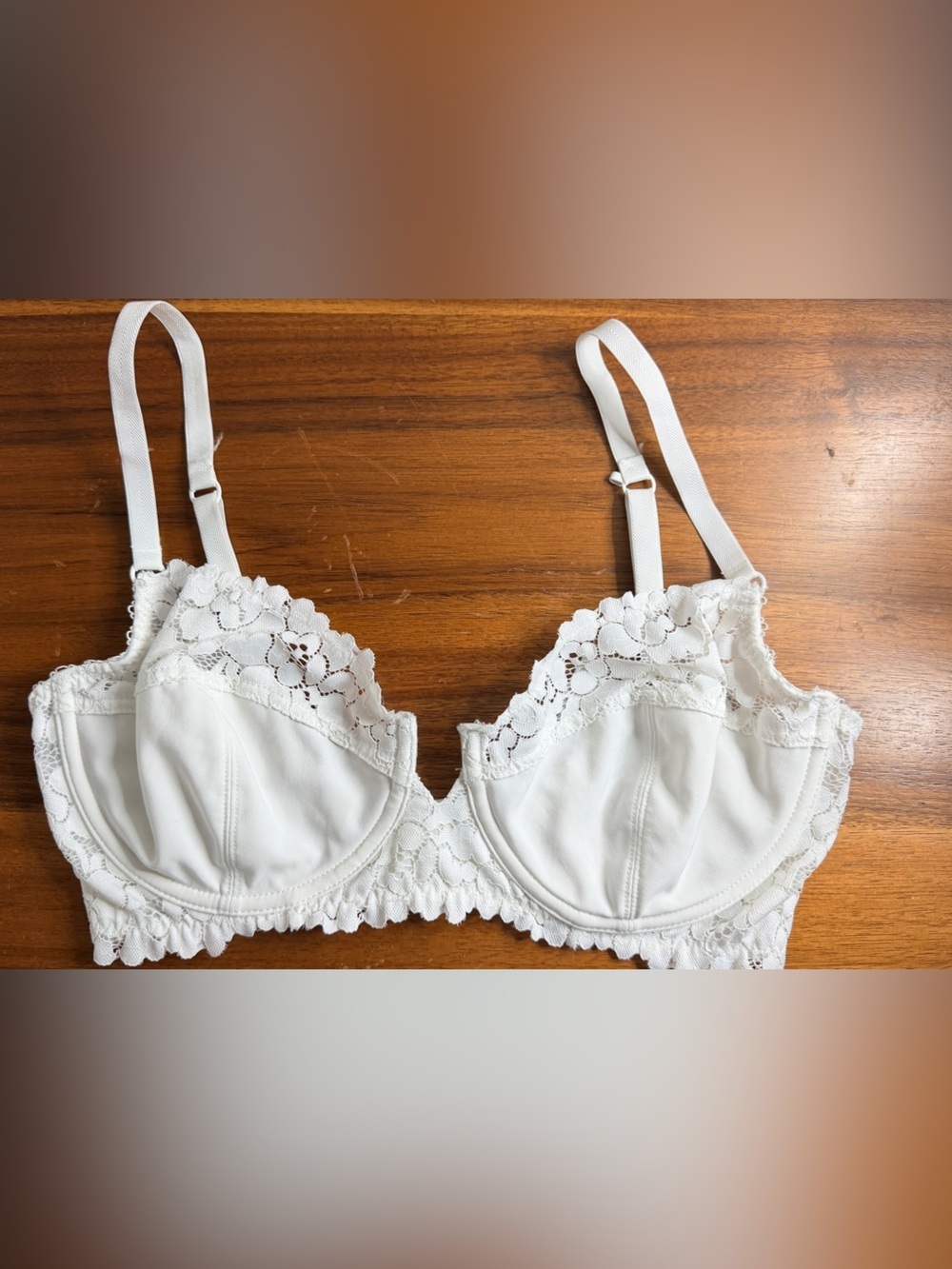 Intimately White Lace underwire bra by free People 34 DD